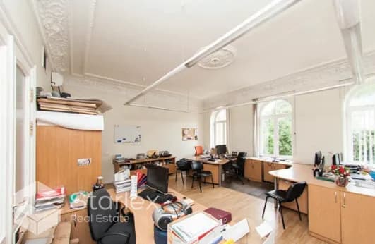 Level A loft style office near Kronvalda park 4