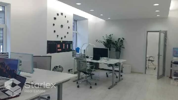 Level A loft style office near Kronvalda park 5