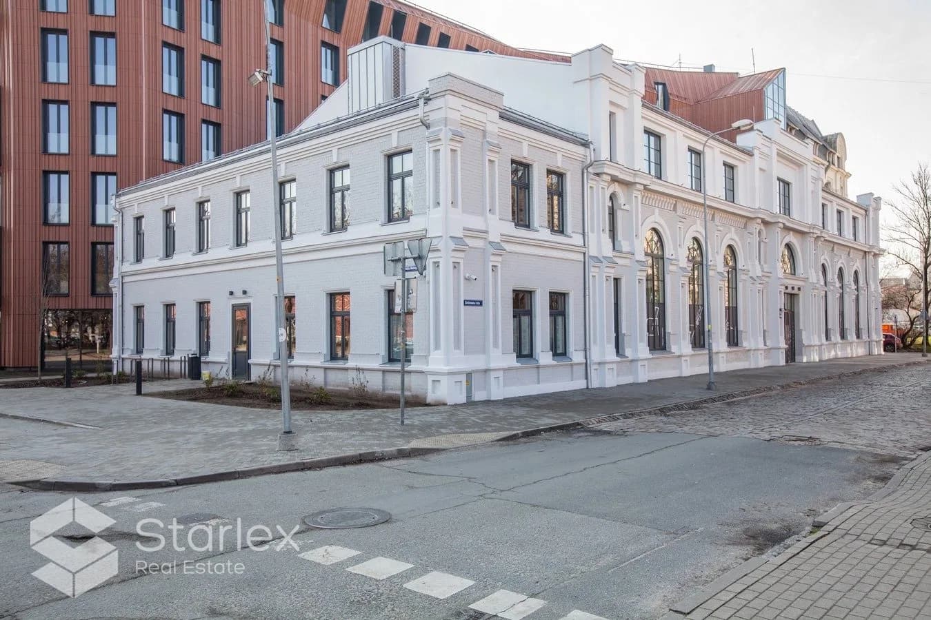 Augtas klases loft birojs jaunajā projektā ''Lofts & Rosegold''