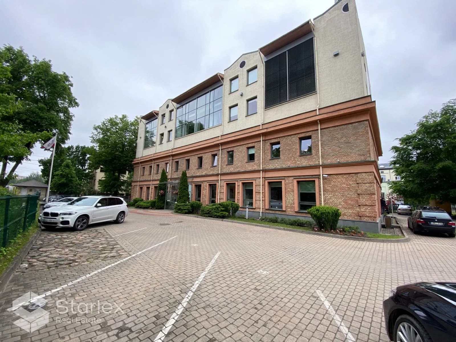 Industriāls biroju centrs "VEF kvartāls"