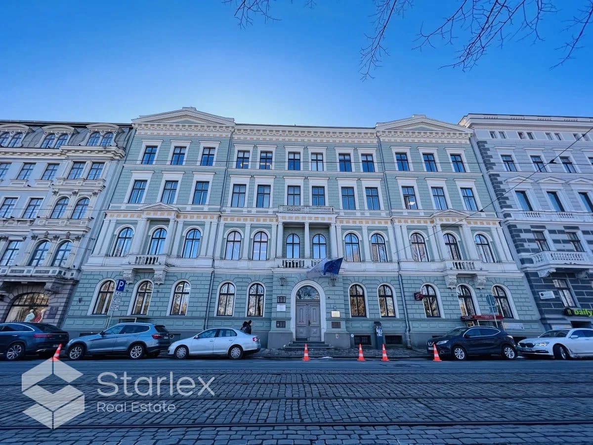 Birojs Vecrīgā pretī Bastejkalnam