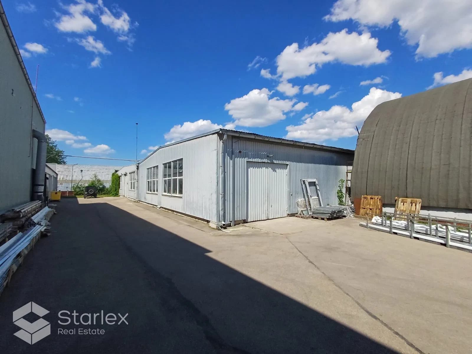 Production / warehouse facilities