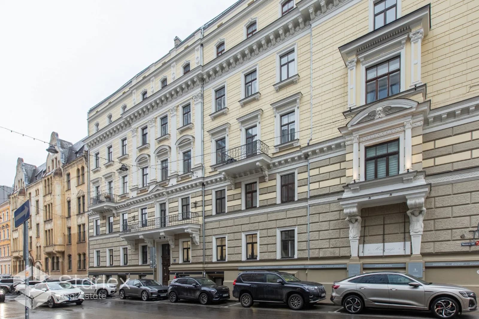 Birojs aktīvajā centrā