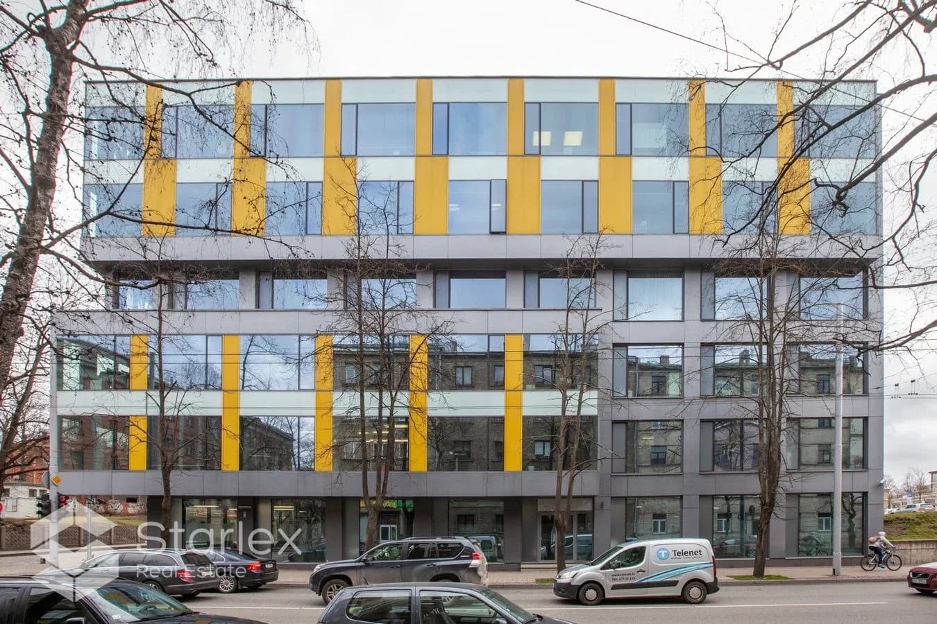 Medicīnas iestādei vai veikalam/salonam piemērotas telpas mūsdienīgā ēkā ''Alojas biroji''