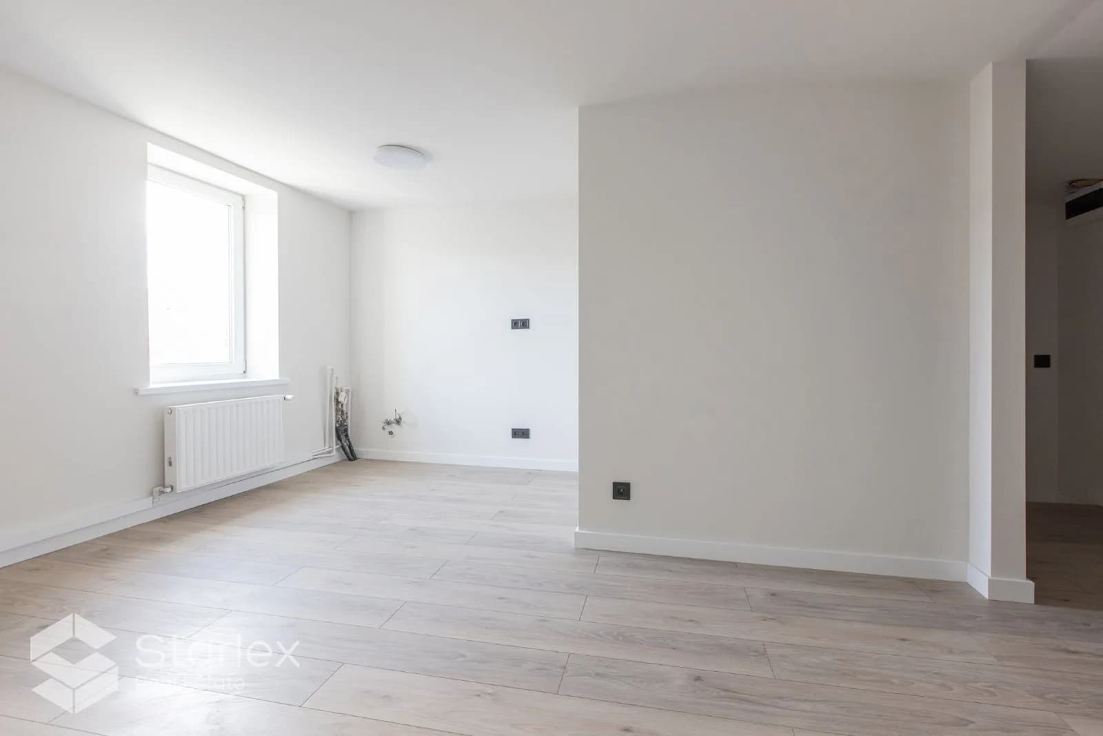 Sunny attic apartment