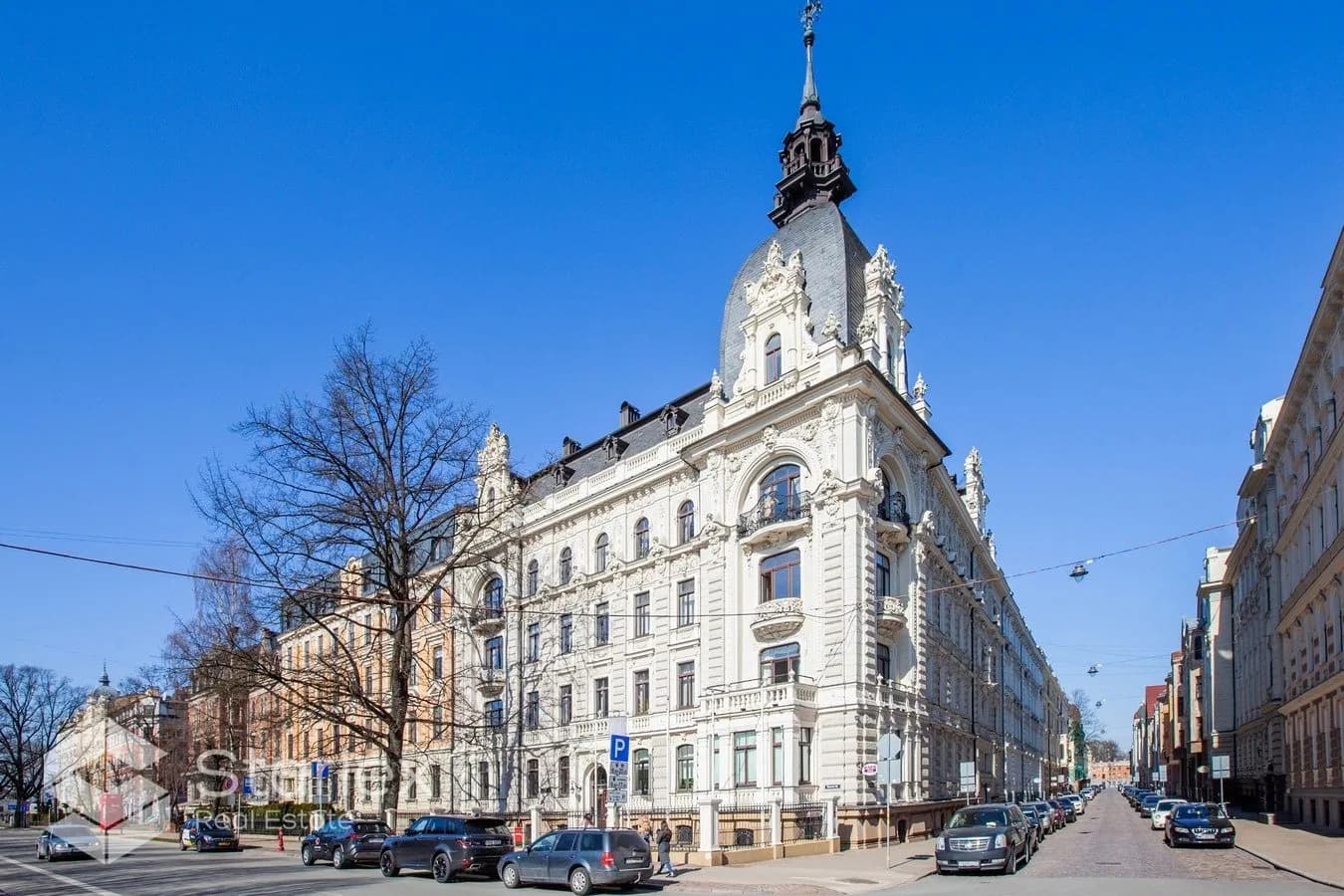 Reprezentabls birojs Rīgas klusajā centrā