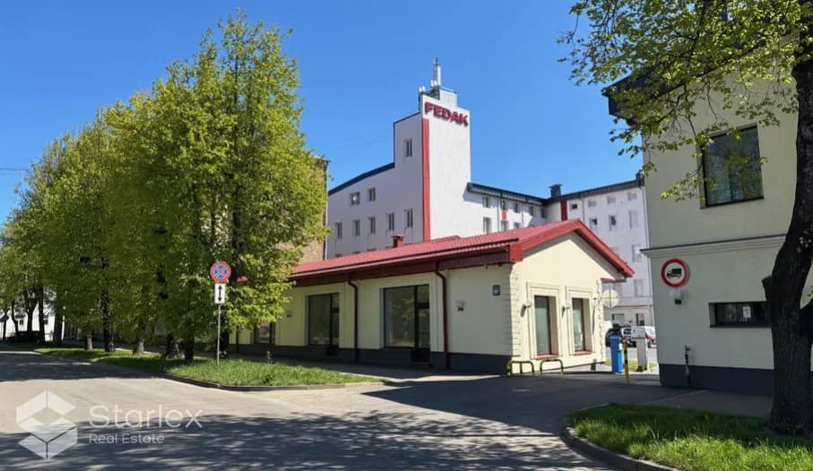 Medicīnai/birojam piemērotas telpas renovētā biroju kvartālā ''FEDAK''