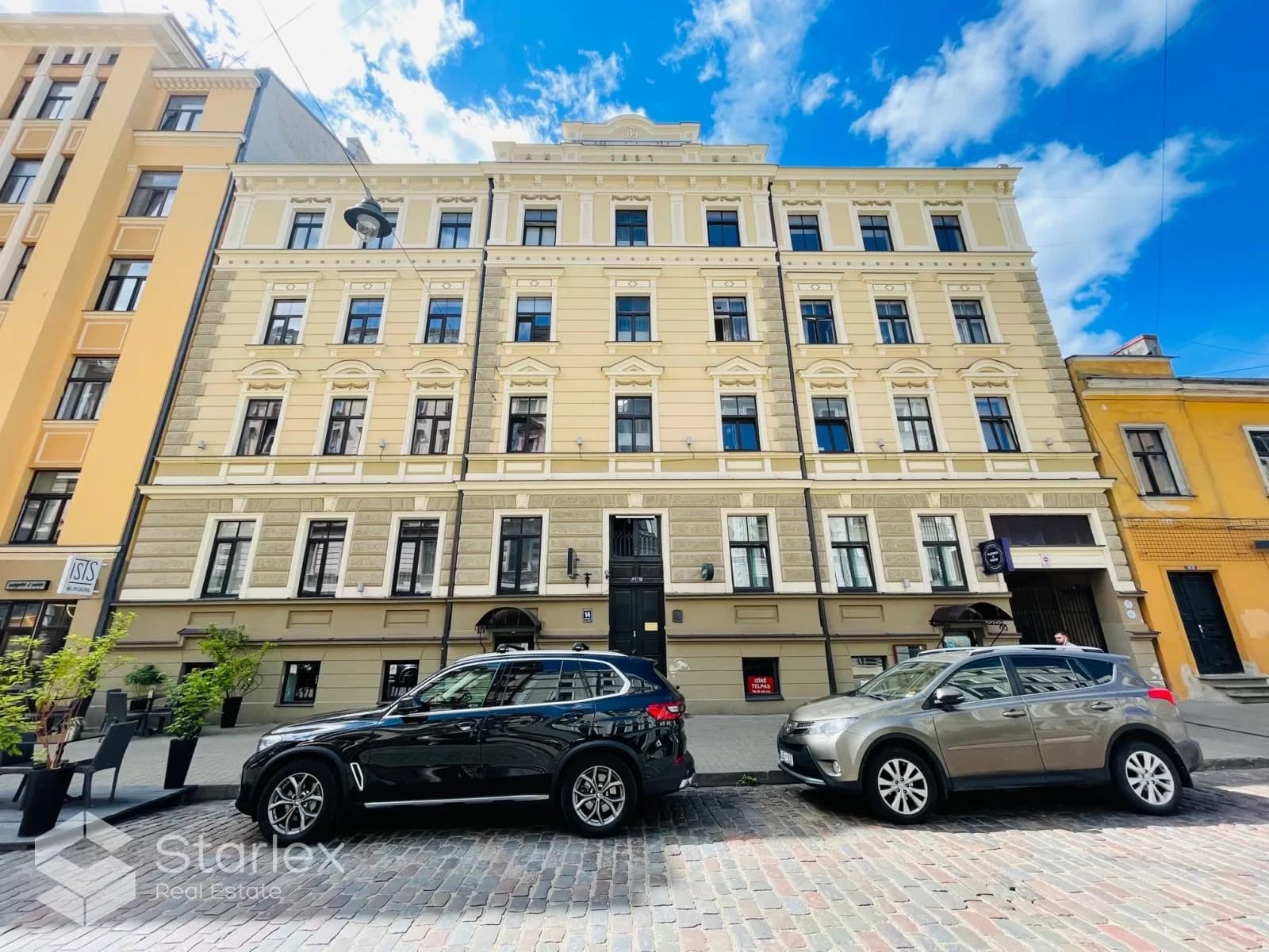 Продается жилой дом на пересечении улиц Тербатас и Блауманю.