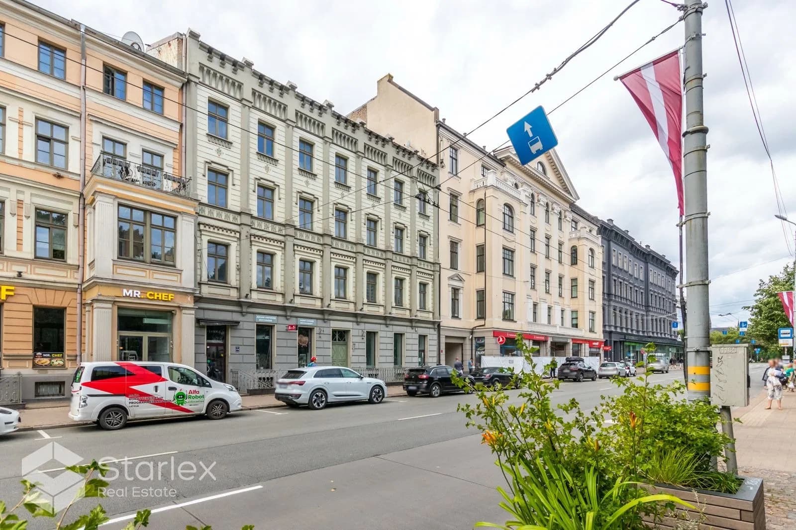 Продается коммерческое помещение напротив парка Верманес