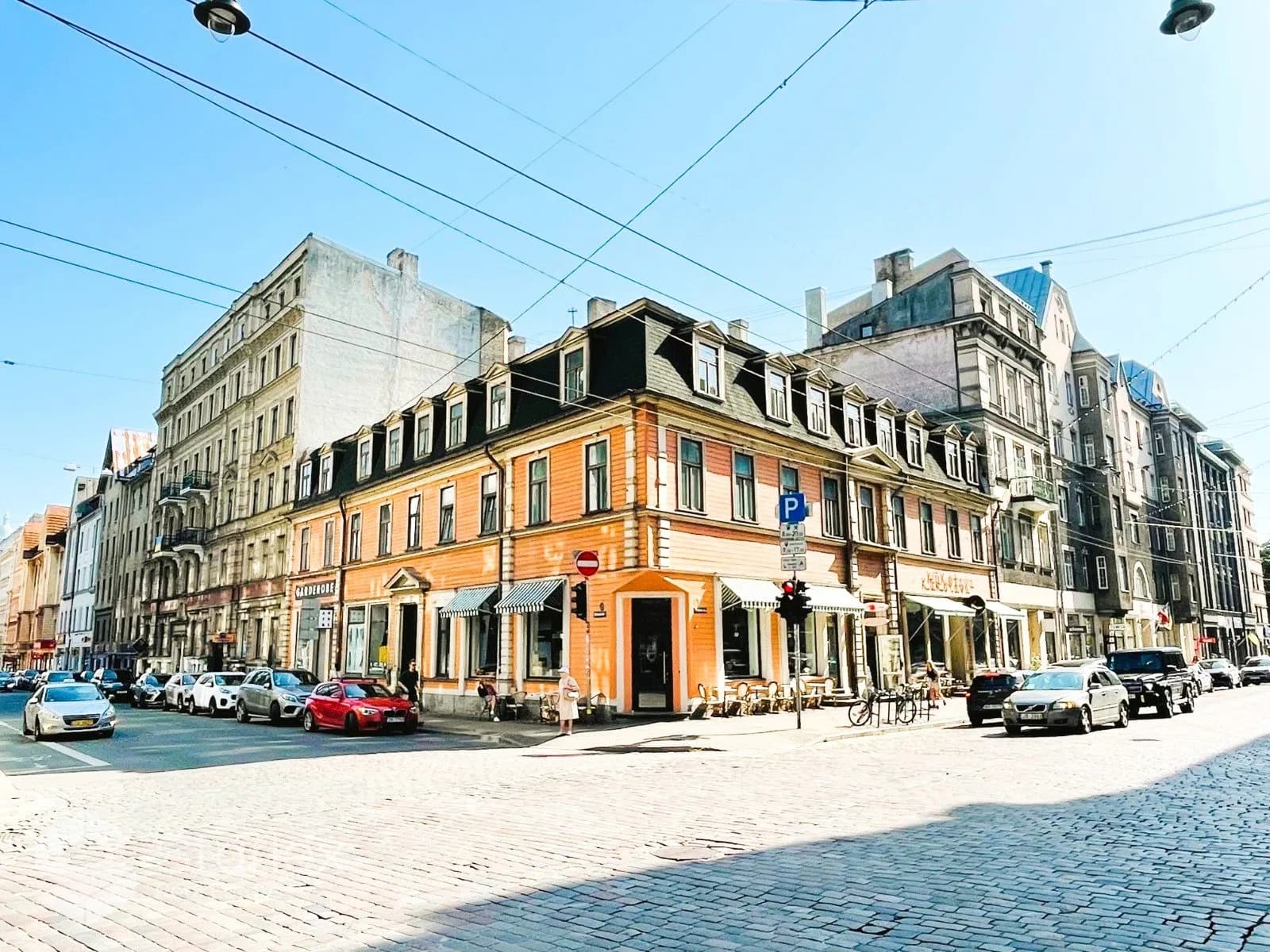 Сдается в аренду офисное помещение на улице Тербатас, в центре Риги.
